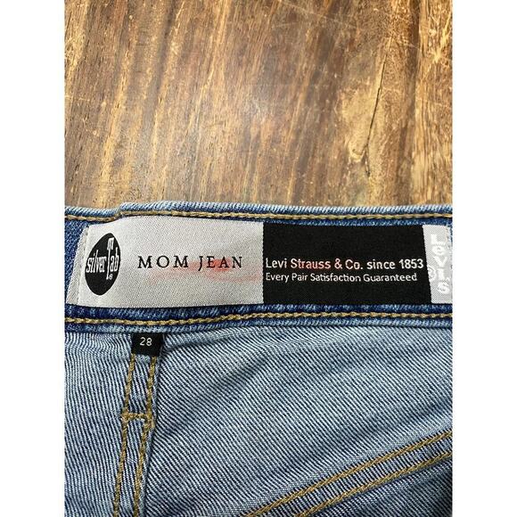 Levi's Women's Blue SilverTab™ High Waisted Mom Jeans Size 28X27 - Picture 4 of 6